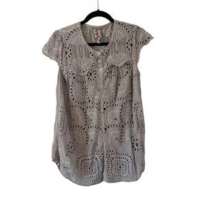 Johnny Was Marietta Gray Eyelet Lace Flutter Sleeve Embroidered Tunic Top Size S